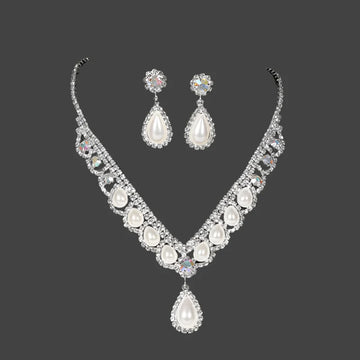 Camelia Pearl Droplet Bridal Set with pearls and crystals.